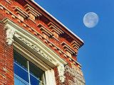 Moon Over Ornamental Brickwork_DSCF03572